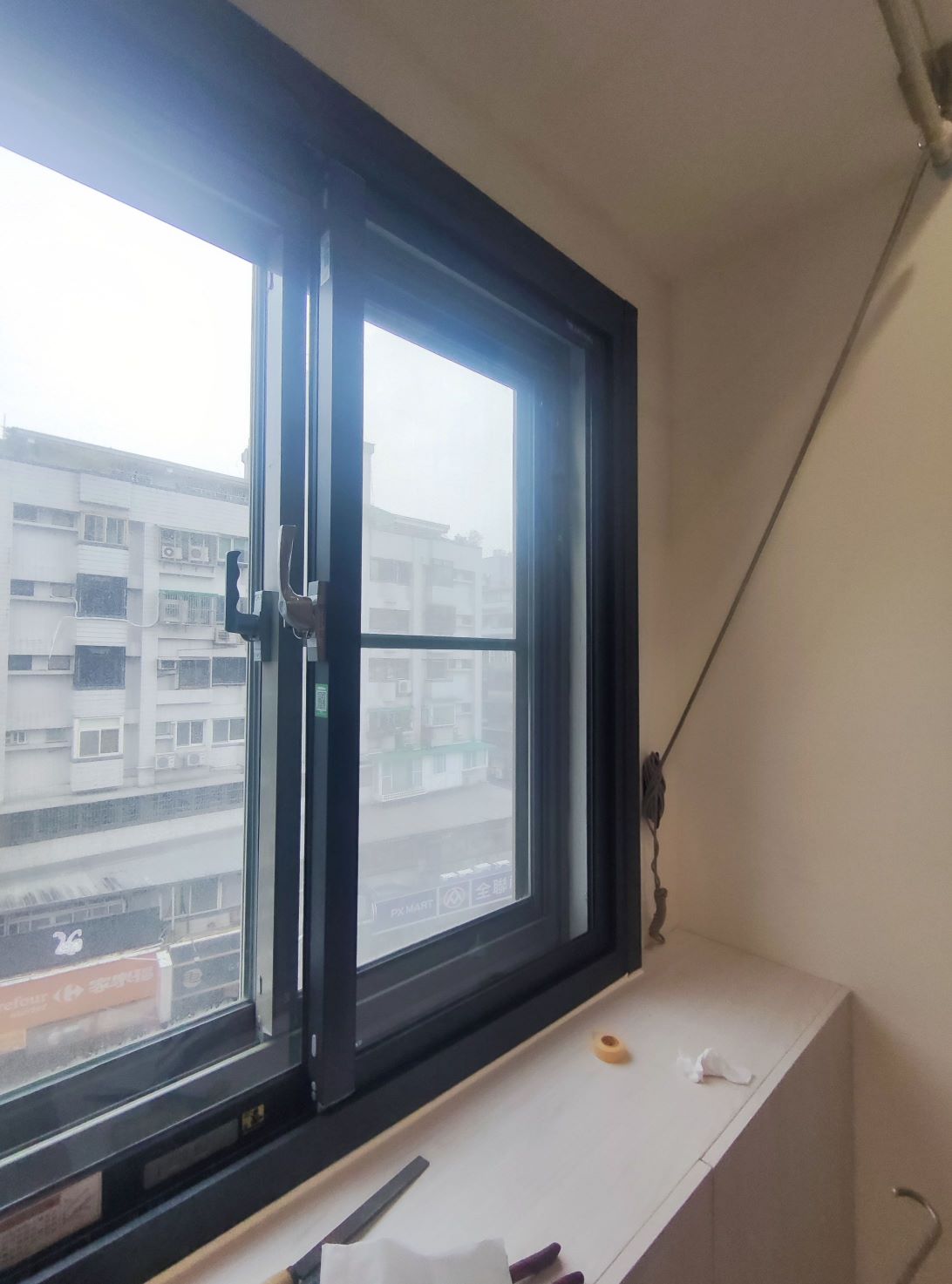 proimages/內層加裝隔音窗-施工完成一角.jpg